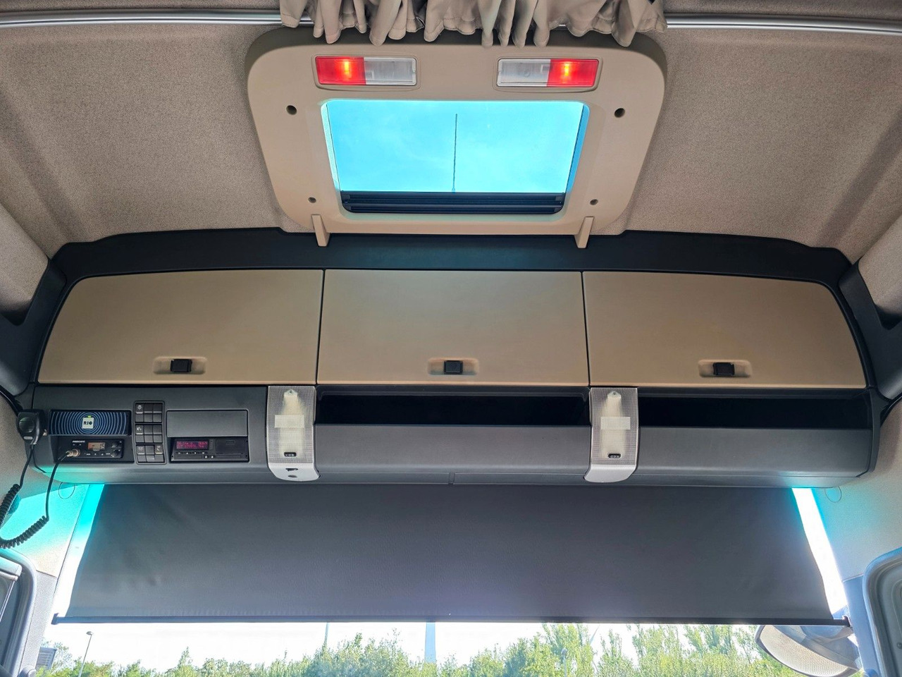 Trækker MAN TGX 18.460 4X2 LLS-U: billede 33 Trækker MAN TGX 18.460 4X2 LLS-U: billede 33