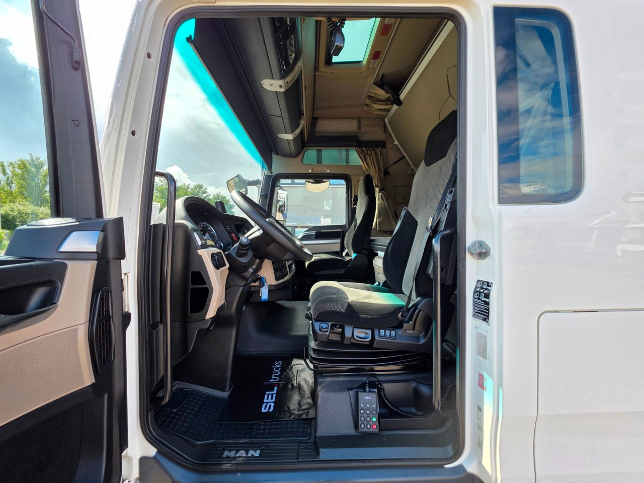 Trækker MAN TGX 18.460 4x2 LLS-U / Retarder / NaviLavandino: billede 16
