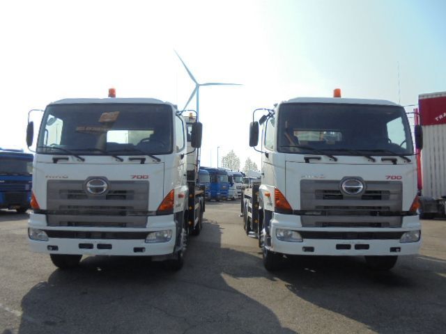 Hino 700 6X4 2IN STOCK - Lastbil med mandskabslift: billede 2 Hino 700 6X4 2IN STOCK - Lastbil med mandskabslift: billede 2