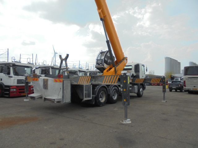 Hino 700 6X4 - Lastbil med mandskabslift: billede 4 Hino 700 6X4 - Lastbil med mandskabslift: billede 4