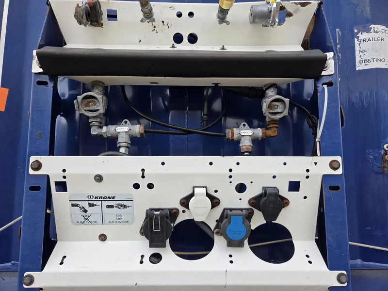 Krone SD NL TRAILER 25X IN STOCK - Gardintrailer: billede 2 Krone SD NL TRAILER 25X IN STOCK - Gardintrailer: billede 2