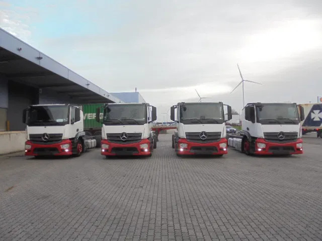 Mercedes-Benz ACTROS 2340 LL 6X2 KASSBOHRER - Biltransportør lastbil: billede 2 Mercedes-Benz ACTROS 2340 LL 6X2 KASSBOHRER - Biltransportør lastbil: billede 2
