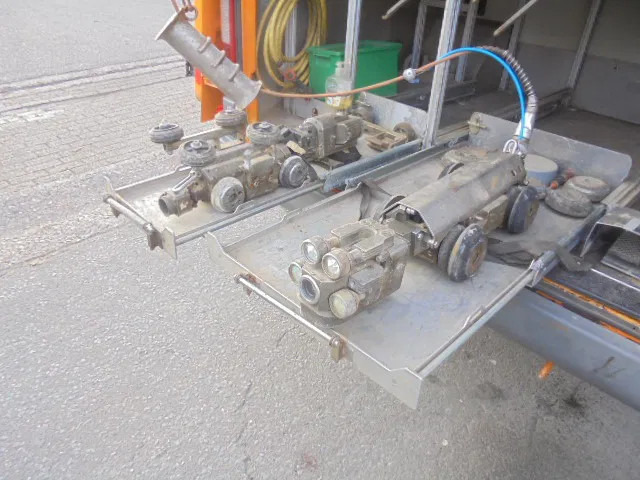 Mercedes-Benz Sprinter 413 - Slamsugemaskine: billede 3 Mercedes-Benz Sprinter 413 - Slamsugemaskine: billede 3