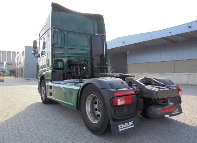 DAF XF 106.460 SUPER SPACE CAB - Trækker: billede 5 DAF XF 106.460 SUPER SPACE CAB - Trækker: billede 5