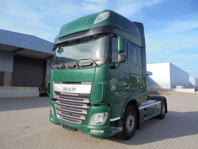 DAF XF 106.460 SUPER SPACE CAB - Trækker: billede 1 DAF XF 106.460 SUPER SPACE CAB - Trækker: billede 1