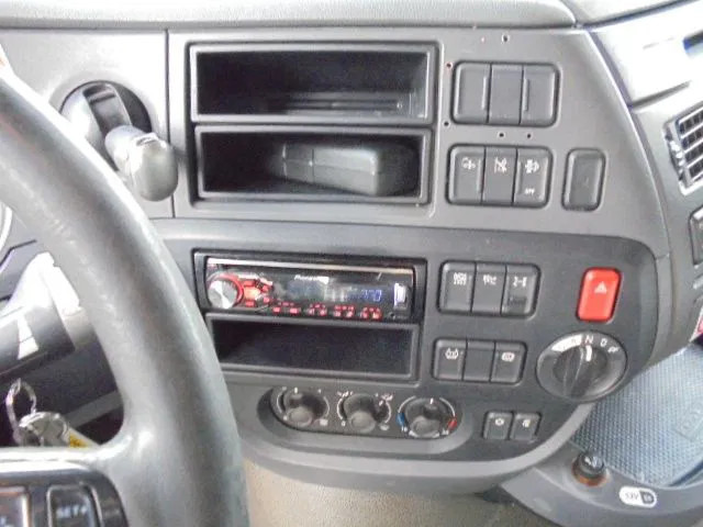 Trækker DAF XF 440 SPACE CAB: billede 9