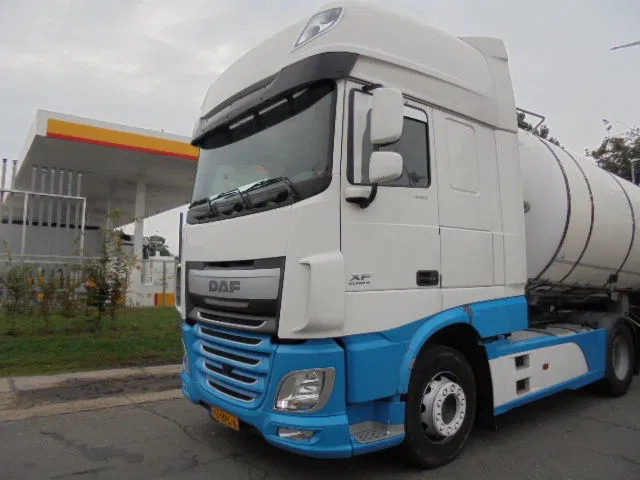 DAF XF 440 SUPER SPACE CAB NL TRUCK - Trækker: billede 1 DAF XF 440 SUPER SPACE CAB NL TRUCK - Trækker: billede 1
