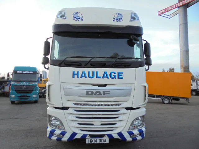 DAF XF 460 6X2 RHD - Trækker: billede 2 DAF XF 460 6X2 RHD - Trækker: billede 2