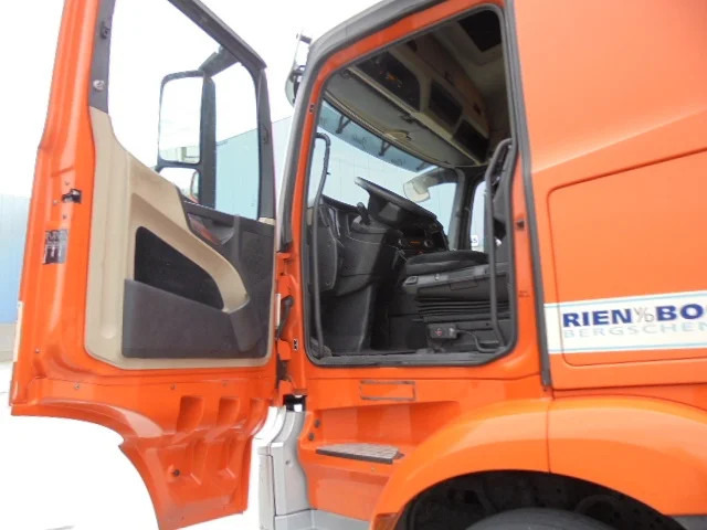 Trækker Mercedes-Benz Actros 1942 LS: billede 9