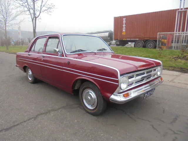 Vauxhall VX 4.90 - Sedan: billede 4 Vauxhall VX 4.90 - Sedan: billede 4