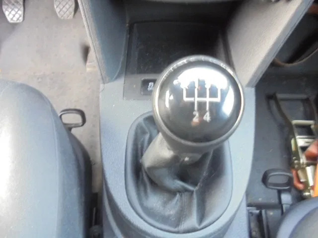 Leje en Volkswagen Caddy TD1 BLUEMOTION Volkswagen Caddy TD1 BLUEMOTION: billede 13 Leje en Volkswagen Caddy TD1 BLUEMOTION Volkswagen Caddy TD1 BLUEMOTION: billede 13