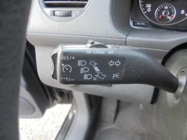 Leje en Volkswagen Caddy TD1 BLUEMOTION Volkswagen Caddy TD1 BLUEMOTION: billede 12 Leje en Volkswagen Caddy TD1 BLUEMOTION Volkswagen Caddy TD1 BLUEMOTION: billede 12