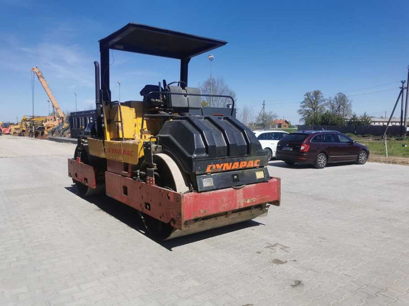 Dynapac CC 421 - Tromle: billede 3 Dynapac CC 421 - Tromle: billede 3