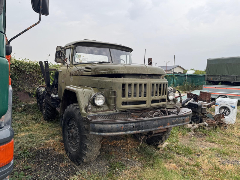 ZIL 131, 6X6 - Lastbil chassis: billede 2 ZIL 131, 6X6 - Lastbil chassis: billede 2