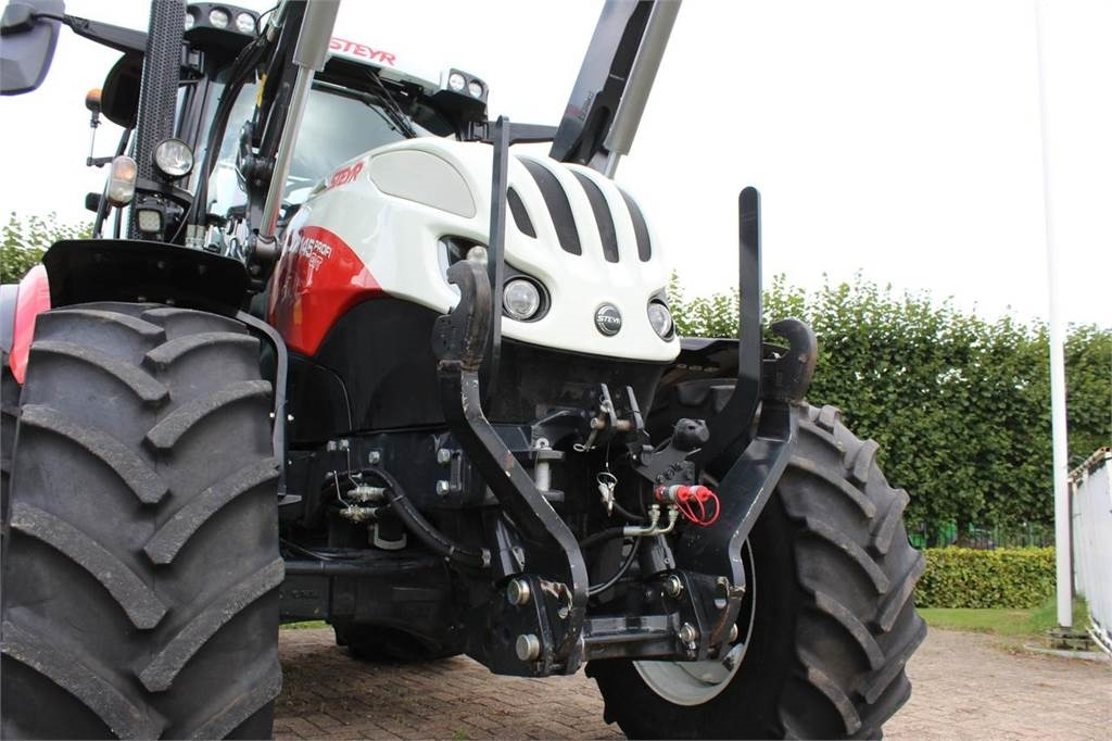 Steyr 6145 Profi CVT - Traktor: billede 4 Steyr 6145 Profi CVT - Traktor: billede 4