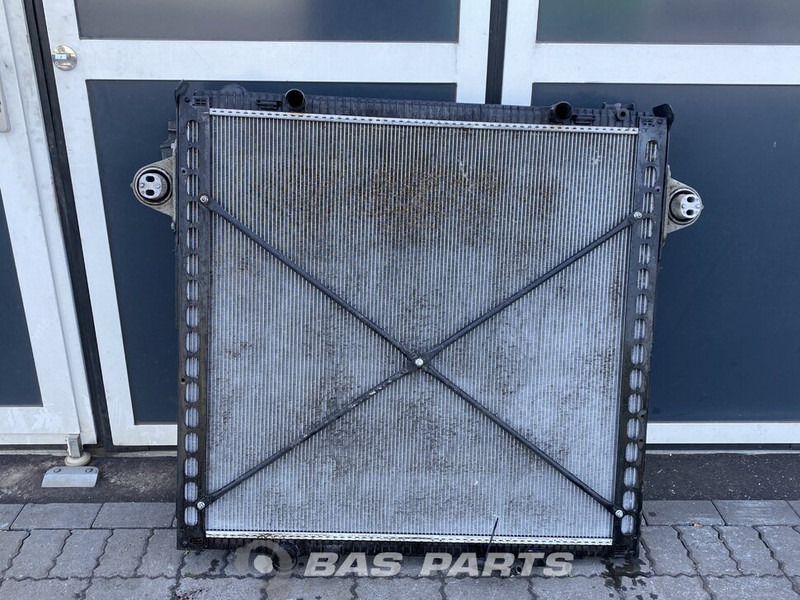 DAF XF106 Radiator DAF 1909449 - Køler for Lastbil: billede 1 DAF XF106 Radiator DAF 1909449 - Køler for Lastbil: billede 1