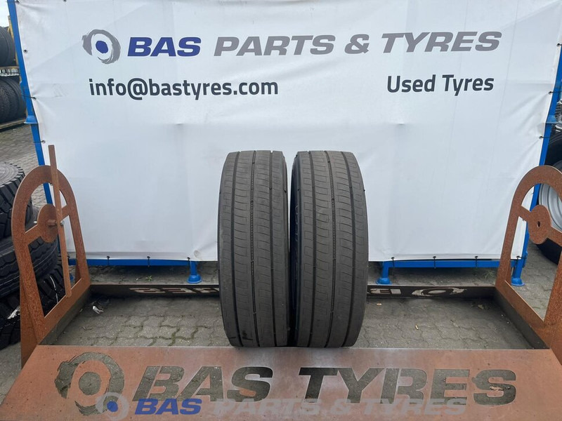Firestone Firestone 315/70R22.5 FS424 EVO 156/150 M+S 3PMSF gebruikte set - Dæk for Lastbil: billede 1 Firestone Firestone 315/70R22.5 FS424 EVO 156/150 M+S 3PMSF gebruikte set - Dæk for Lastbil: billede 1