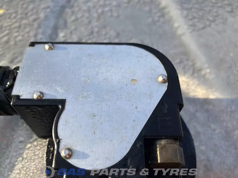 MAN Brandstoftank MAN 700 Liter 81122015710 - Brændstoftank for Lastbil: billede 5 MAN Brandstoftank MAN 700 Liter 81122015710 - Brændstoftank for Lastbil: billede 5