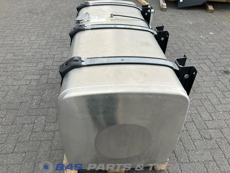 MAN Brandstoftank MAN 710 Liter 81122016766 - Brændstoftank for Lastbil: billede 3 MAN Brandstoftank MAN 710 Liter 81122016766 - Brændstoftank for Lastbil: billede 3