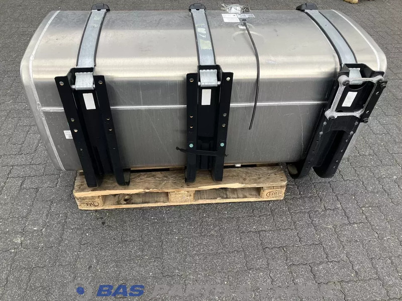 MAN Brandstoftank MAN 710 Liter 81122016766 - Brændstoftank for Lastbil: billede 2 MAN Brandstoftank MAN 710 Liter 81122016766 - Brændstoftank for Lastbil: billede 2