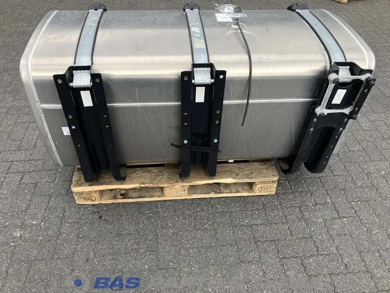 MAN Brandstoftank MAN 710 Liter 81122016766 - Brændstoftank for Lastbil: billede 2 MAN Brandstoftank MAN 710 Liter 81122016766 - Brændstoftank for Lastbil: billede 2