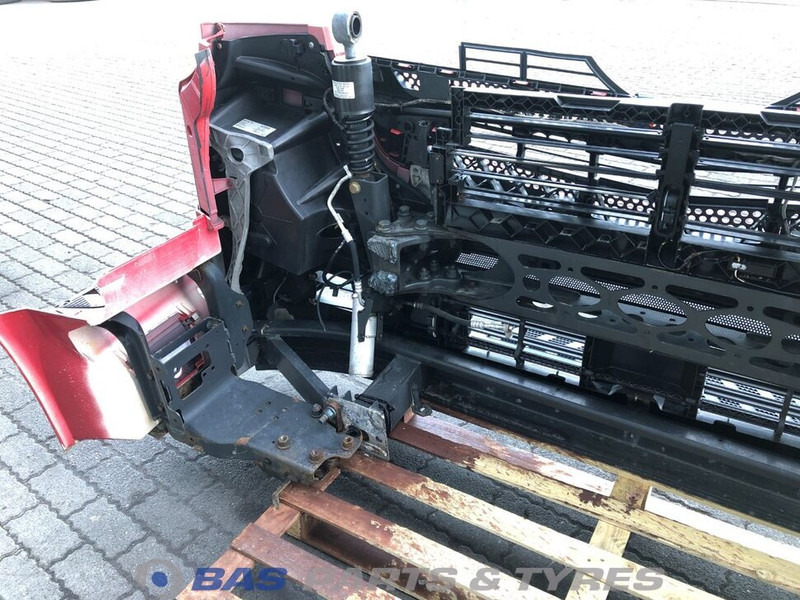 Mercedes-Benz Actros MP4 Bumper Mercedes A 960 310 23 22 - Kofanger for Lastbil: billede 4 Mercedes-Benz Actros MP4 Bumper Mercedes A 960 310 23 22 - Kofanger for Lastbil: billede 4