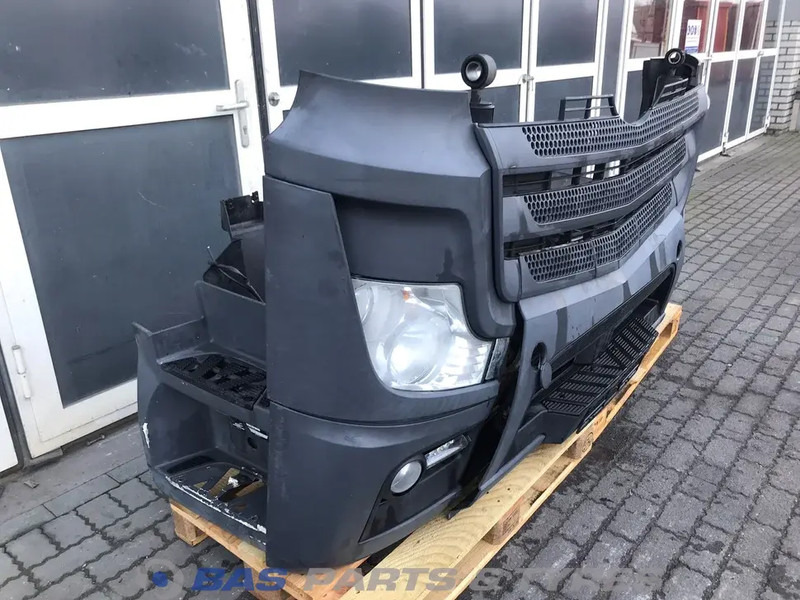 Mercedes-Benz Actros MP4 Bumper Mercedes A 960 310 23 22 - Kofanger for Lastbil: billede 3 Mercedes-Benz Actros MP4 Bumper Mercedes A 960 310 23 22 - Kofanger for Lastbil: billede 3
