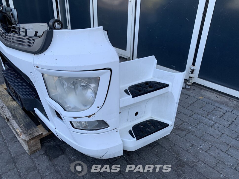 Mercedes-Benz Actros MP4 Bumper Mercedes A 960 310 23 22 - Kofanger for Lastbil: billede 2 Mercedes-Benz Actros MP4 Bumper Mercedes A 960 310 23 22 - Kofanger for Lastbil: billede 2