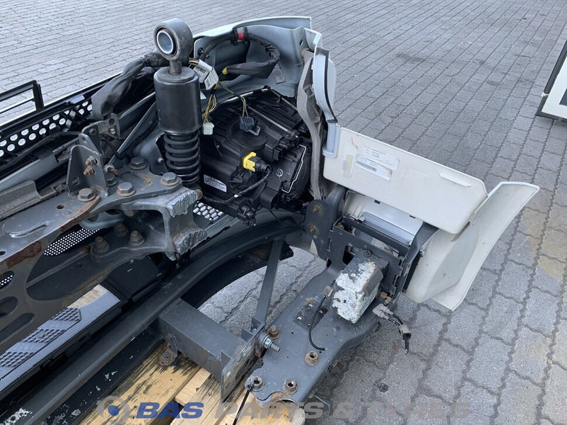 Mercedes-Benz Actros MP4 Bumper Mercedes A 960 310 23 22 - Kofanger for Lastbil: billede 5 Mercedes-Benz Actros MP4 Bumper Mercedes A 960 310 23 22 - Kofanger for Lastbil: billede 5