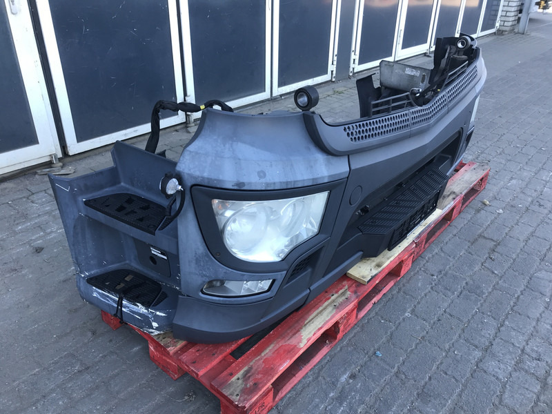 Mercedes-Benz Antos MP4 Bumper Mercedes A 960 310 23 22 - Kofanger for Lastbil: billede 3 Mercedes-Benz Antos MP4 Bumper Mercedes A 960 310 23 22 - Kofanger for Lastbil: billede 3