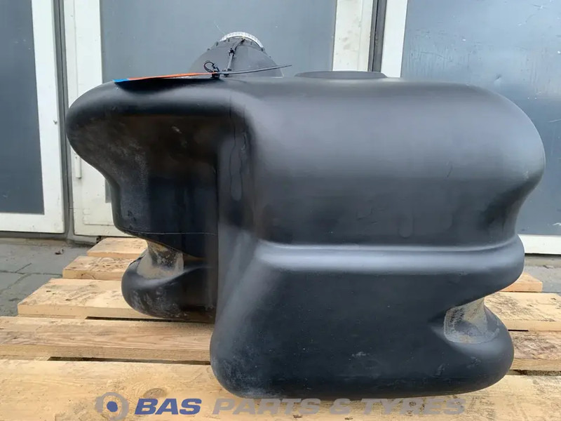 Mercedes-Benz Brandstoftank Mercedes 120 Liter A 967 471 04 01 - Brændstoftank for Lastbil: billede 3 Mercedes-Benz Brandstoftank Mercedes 120 Liter A 967 471 04 01 - Brændstoftank for Lastbil: billede 3