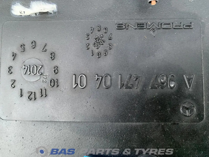 Mercedes-Benz Brandstoftank Mercedes 120 Liter A 967 471 04 01 - Brændstoftank for Lastbil: billede 5 Mercedes-Benz Brandstoftank Mercedes 120 Liter A 967 471 04 01 - Brændstoftank for Lastbil: billede 5