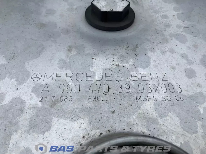Mercedes-Benz Brandstoftank Mercedes 630 Liter A 960 470 39 03 - Brændstoftank for Lastbil: billede 5 Mercedes-Benz Brandstoftank Mercedes 630 Liter A 960 470 39 03 - Brændstoftank for Lastbil: billede 5