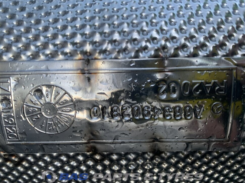 Mercedes-Benz Uitlaatpijp Mercedes A 663 490 28 10 - Udstødningsrør for Lastbil: billede 4 Mercedes-Benz Uitlaatpijp Mercedes A 663 490 28 10 - Udstødningsrør for Lastbil: billede 4