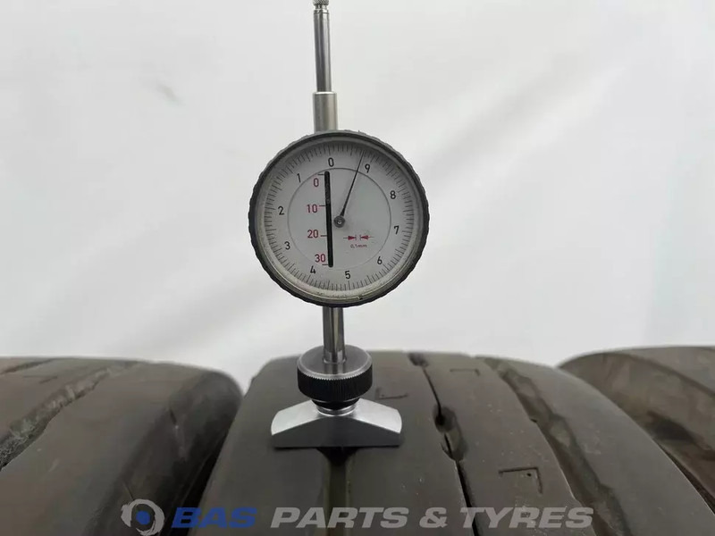 Michelin Michelin 205/65R17.5 X Multi T2 132/130 J M+S 3PMSF gebruikte set - Dæk for Lastbil: billede 3 Michelin Michelin 205/65R17.5 X Multi T2 132/130 J M+S 3PMSF gebruikte set - Dæk for Lastbil: billede 3