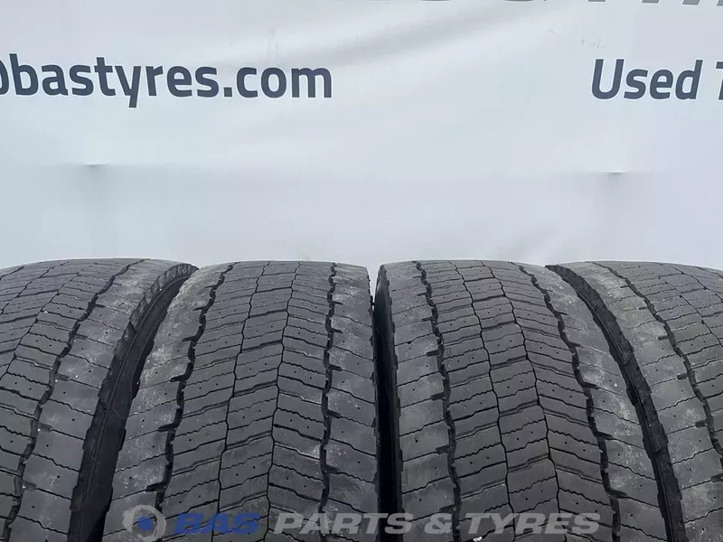 Michelin Michelin 315/70R22.5 X MULTI D 154/150 M+S 3PMSF gebruikte set - Dæk for Lastbil: billede 2 Michelin Michelin 315/70R22.5 X MULTI D 154/150 M+S 3PMSF gebruikte set - Dæk for Lastbil: billede 2