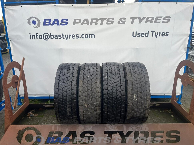 Michelin Remix Michelin Remix 295/60R22.5 X Multi D 150/147 M+S 3PMSF gebruikte set - Dæk for Lastbil: billede 1 Michelin Remix Michelin Remix 295/60R22.5 X Multi D 150/147 M+S 3PMSF gebruikte set - Dæk for Lastbil: billede 1