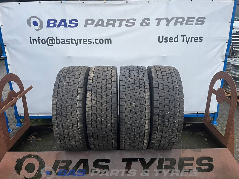 Michelin Remix Michelin Remix 315/70R22.5 X Multi D 154/150 M+S 3PMSF gebruikte set - Dæk for Lastbil: billede 1 Michelin Remix Michelin Remix 315/70R22.5 X Multi D 154/150 M+S 3PMSF gebruikte set - Dæk for Lastbil: billede 1