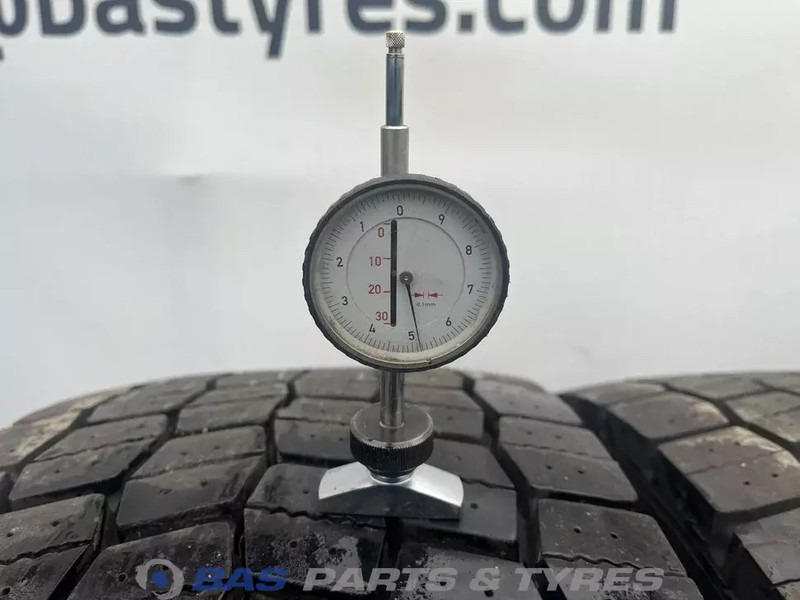Michelin Remix Michelin Remix 315/70R22.5 X Multi D 154/150 M+S 3PMSF gebruikte set - Dæk for Lastbil: billede 3 Michelin Remix Michelin Remix 315/70R22.5 X Multi D 154/150 M+S 3PMSF gebruikte set - Dæk for Lastbil: billede 3