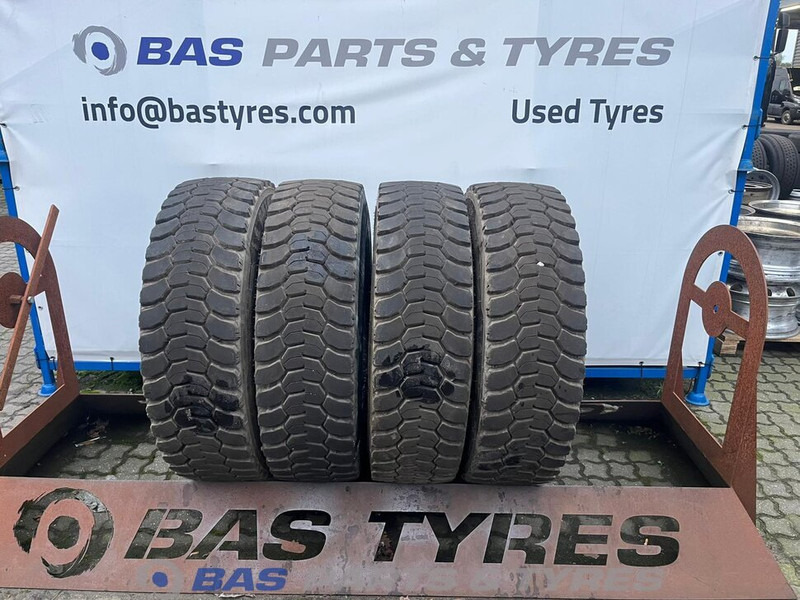Michelin Remix Michelin Remix 315/80R22.5 X Works D 156/150 K M+S 3PMSF gebruikte set - Dæk for Lastbil: billede 1 Michelin Remix Michelin Remix 315/80R22.5 X Works D 156/150 K M+S 3PMSF gebruikte set - Dæk for Lastbil: billede 1