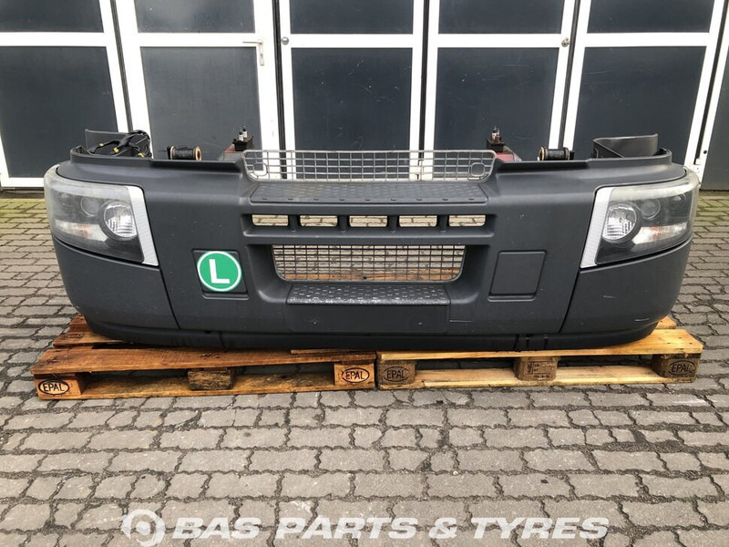 Renault D-Serie - Kofanger for Lastbil: billede 1 Renault D-Serie - Kofanger for Lastbil: billede 1