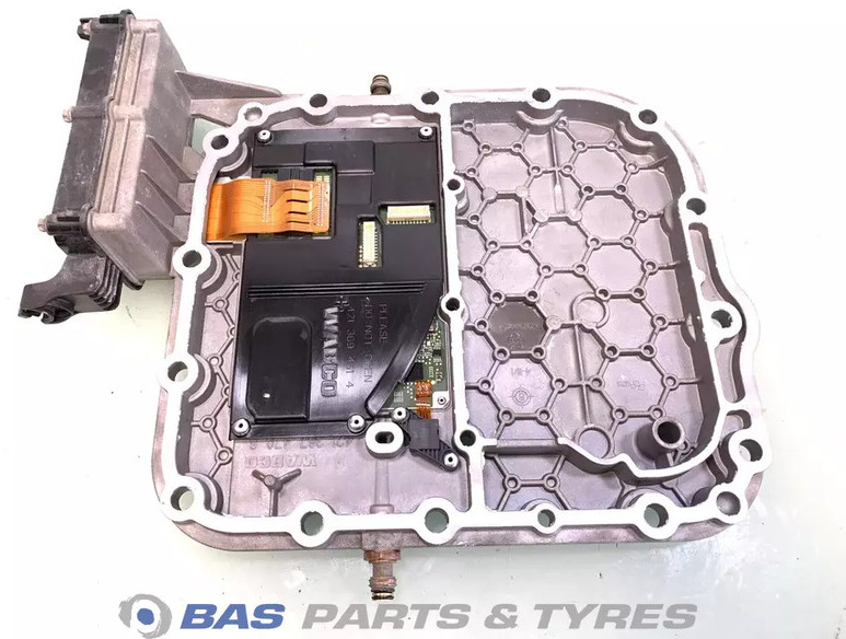 Renault T-Serie Versnellingsbakdeksel Renault 7424213321 - Gearkasse for Lastbil: billede 2 Renault T-Serie Versnellingsbakdeksel Renault 7424213321 - Gearkasse for Lastbil: billede 2