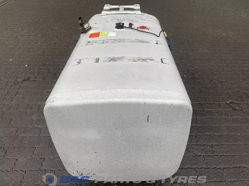 Scania Brandstoftank Scania 710 Liter 2532047 - Brændstoftank for Lastbil: billede 2 Scania Brandstoftank Scania 710 Liter 2532047 - Brændstoftank for Lastbil: billede 2