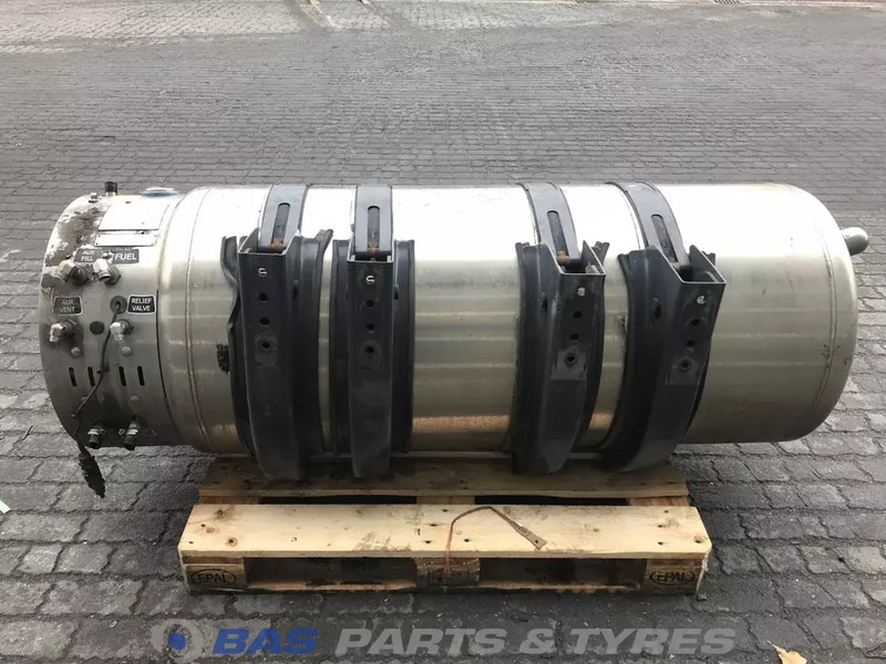 Scania LNG tank Scania 406 Liter 1776103 - Brændstoftank for Lastbil: billede 3 Scania LNG tank Scania 406 Liter 1776103 - Brændstoftank for Lastbil: billede 3