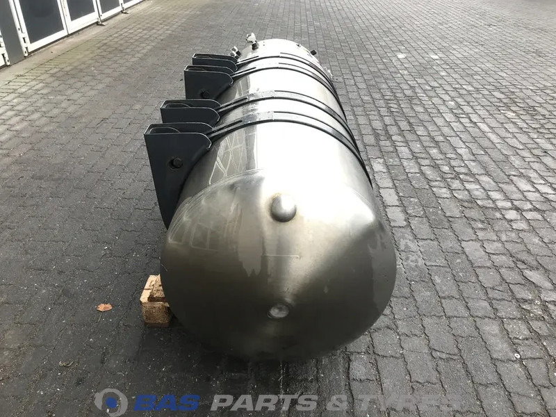 Scania LNG tank Scania 406 Liter 2782050 - Brændstoftank for Lastbil: billede 4 Scania LNG tank Scania 406 Liter 2782050 - Brændstoftank for Lastbil: billede 4