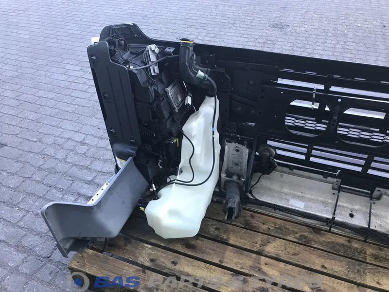 Volvo FM4 Bumper Volvo 84086799 - Kofanger for Lastbil: billede 4 Volvo FM4 Bumper Volvo 84086799 - Kofanger for Lastbil: billede 4