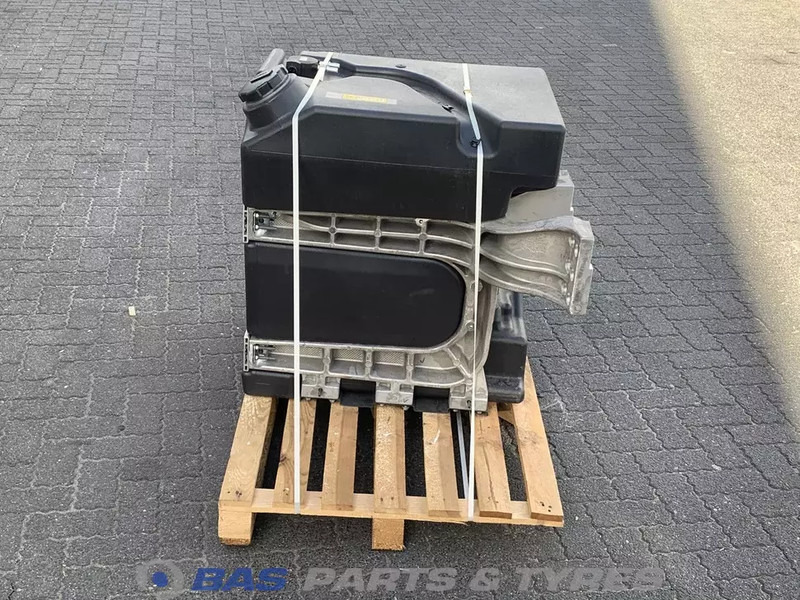 Volvo  - Brændstoftank for Lastbil: billede 2 Volvo  - Brændstoftank for Lastbil: billede 2