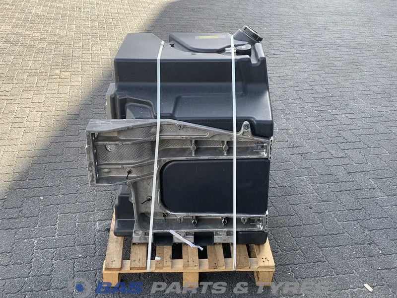 Volvo  - Brændstoftank for Lastbil: billede 3 Volvo  - Brændstoftank for Lastbil: billede 3