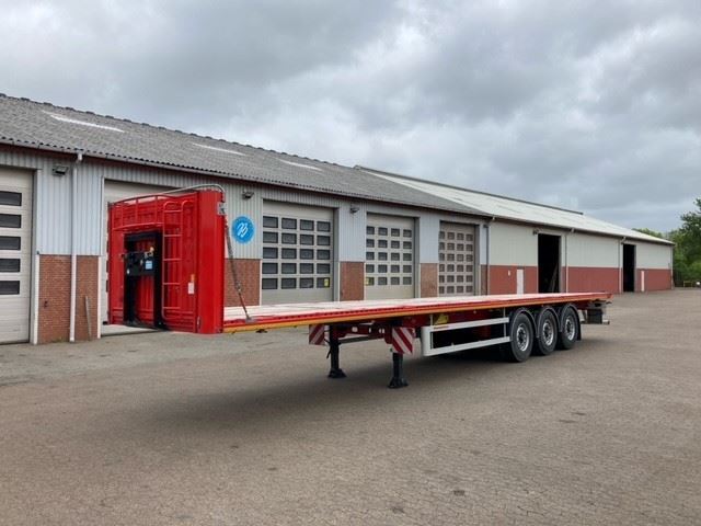 Kässbohrer ligeud uden sider - Åben sættevogn: billede 1 Kässbohrer ligeud uden sider - Åben sættevogn: billede 1