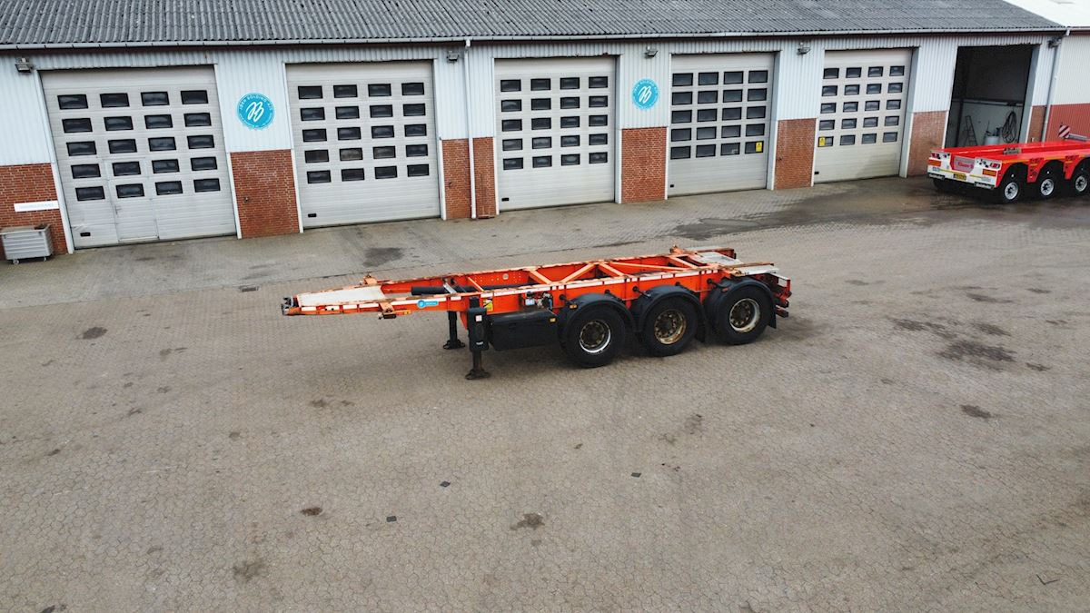 LAG 20 fods container - Containerbil/ Veksellad sættevogn: billede 1 LAG 20 fods container - Containerbil/ Veksellad sættevogn: billede 1